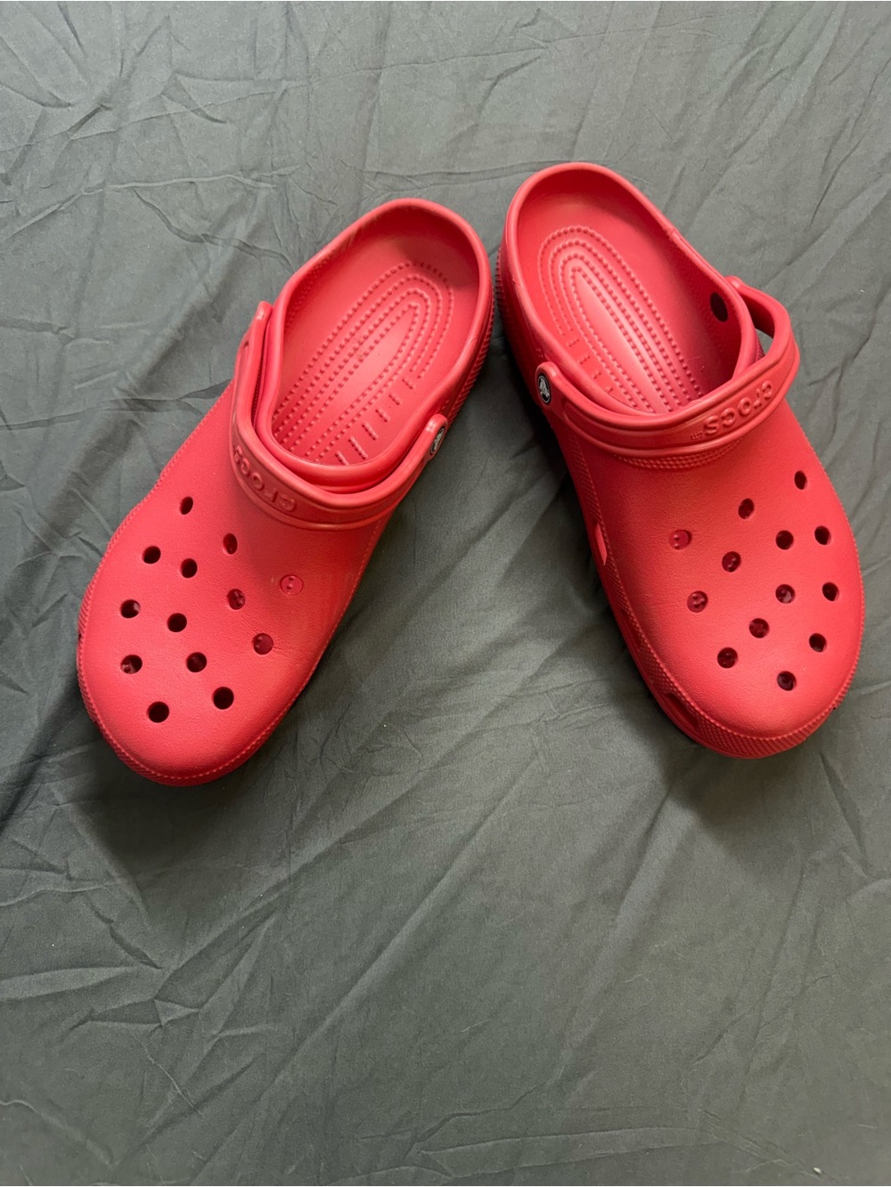 CROCS Kids' Classic Clog in Bright Red